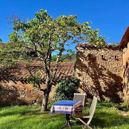 Gite Sivade Maison Artiste Jardin Cloture Nyaraló *