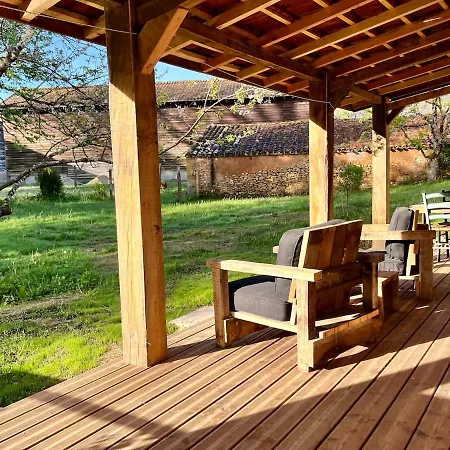 Gite Sivade Maison Artiste Jardin Cloture Nyaraló Capdrot