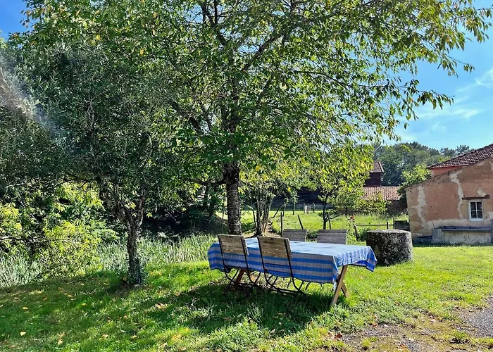 Дом отдыха Pour 2 - Jardin Cloture - Grande Terrasse Couverte Capdrot